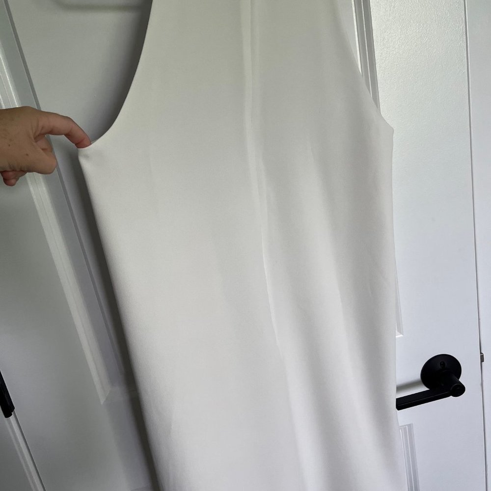 Dress - Picture 4 of 5